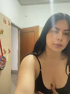 Cami olarte online show from July 7, 1:14 pm