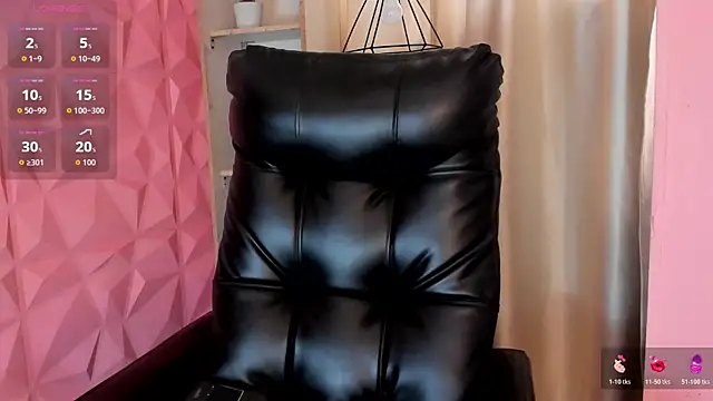 hannabackerr online show from May 5, 1:25 pm