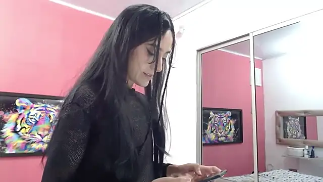 romina white18 online show from March 28, 8:36 am