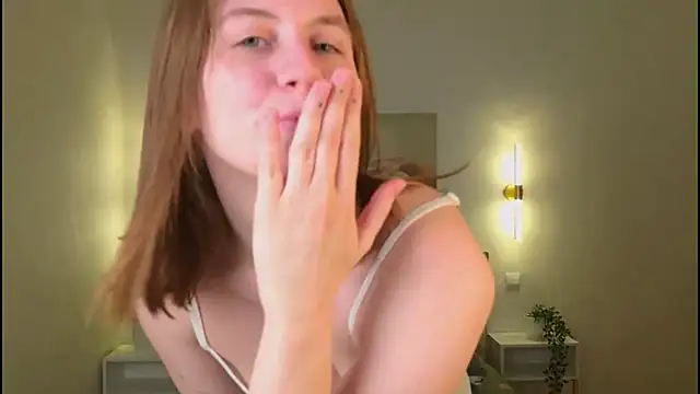 MellyAlfayi online show from March 29, 7:24 pm