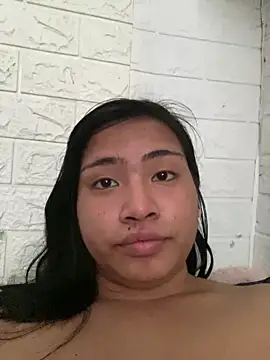 lulueraxxxx online show from May 14, 2:28 am