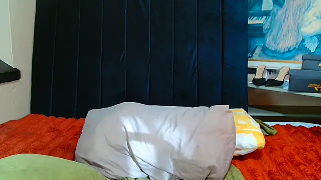 CaramelCandyxx online show from July 12, 6:58 am