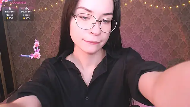 Tina Charm online show from May 22, 6:39 pm