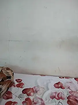sexy couple liv online show from June 6, 8:20 am