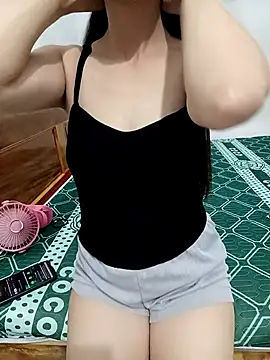 Anna Lovelly online show from April 29, 4:42 pm