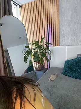 EmmaVonn online show from June 14, 7:58 pm