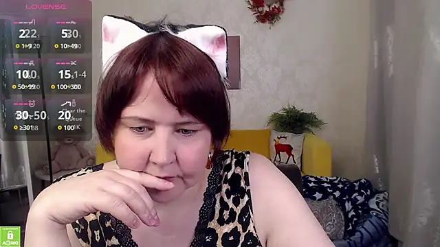 QUEEN02030 online show from June 24, 6:34 am