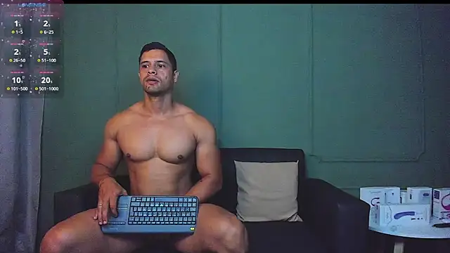 dominc berry online show from April 13, 12:06 pm