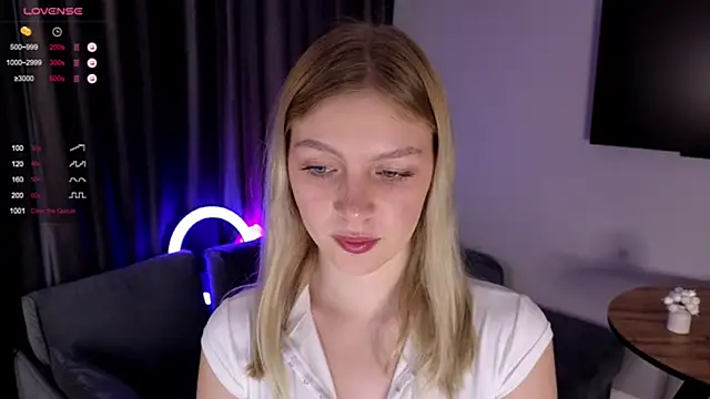 PatriciaaReed online show from June 4, 6:07 am