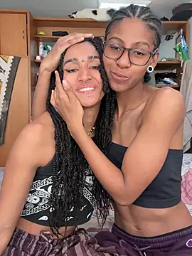 Sun lynx Love online show from July 16, 8:35 pm