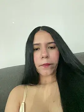 IsabelaRivers online show from May 13, 3:23 am