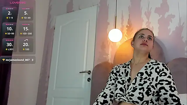 NolaDonovan online show from April 24, 6:54 pm