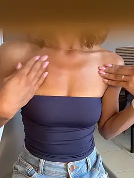 latinacaro- online show from May 29, 4:16 pm