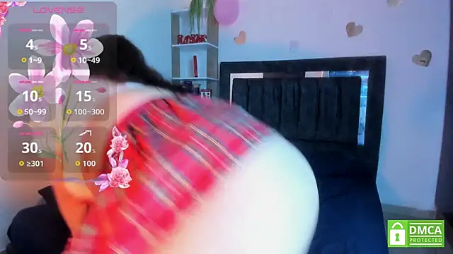 Blair Curvy online show from May 23, 1:20 pm