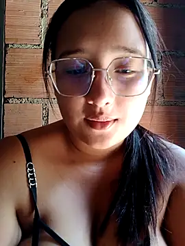 naughty girl hot  online show from April 4, 3:11 pm