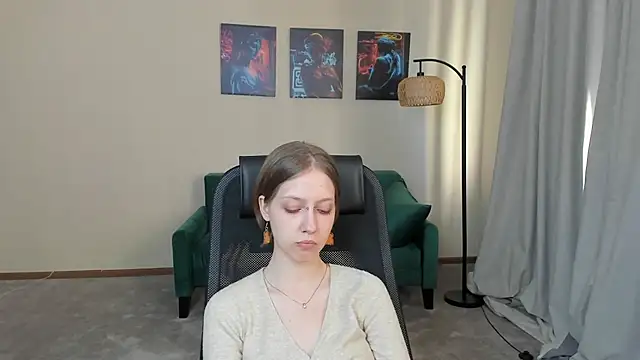 SharleenAlsup online show from April 3, 1:53 pm