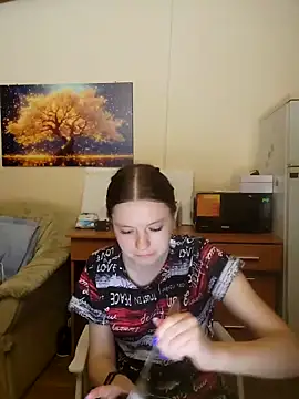 JessicaHolland1 online show from June 15, 6:30 pm