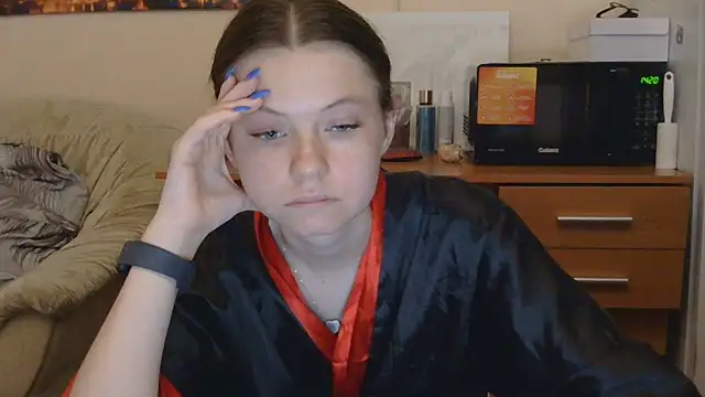 JessicaHolland1 online show from June 30, 5:45 pm