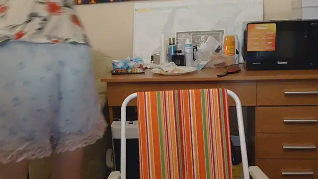 JessicaHolland1 online show from July 10, 5:46 pm