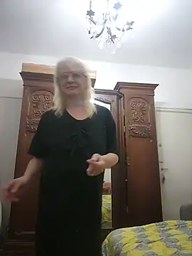 MatureElegantWidow online show from June 18, 11:42 pm