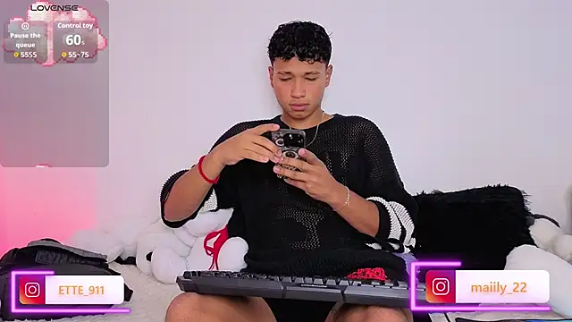 ETTE MOON online show from May 1, 10:46 pm