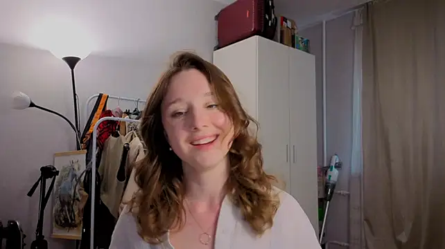 hunny ines online show from May 21, 5:22 pm