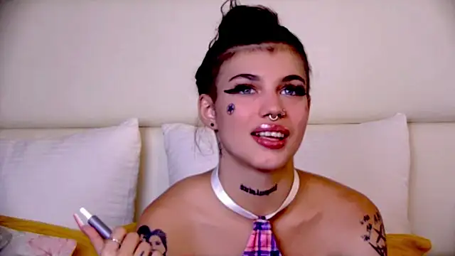 YasminnStorm online show from July 22, 4:46 am