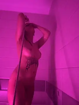 NaughtyRubby online show from April 16, 3:33 pm