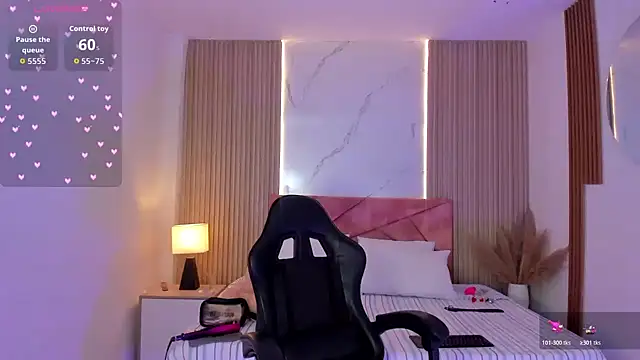 clairemillerx online show from June 27, 2:01 pm