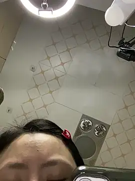 yaya0302 online show from April 15, 1:50 am