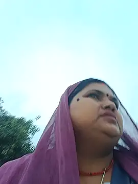 Desi hot bhabhi01 online show from May 31, 1:17 pm