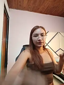 Leticia Hinkley  online show from May 26, 12:48 pm