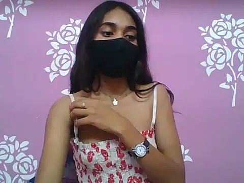 Shanaya xo online show from July 29, 4:51 pm