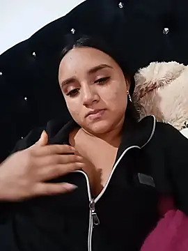 Valentina Narvaez online show from June 27, 5:19 pm