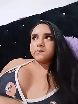 Valentina Narvaez online show from June 6, 7:53 pm