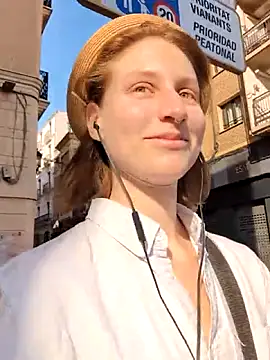 Julialexxxx online show from June 1, 7:21 am