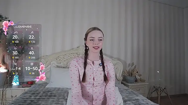 LianaGracee online show from May 29, 9:18 am