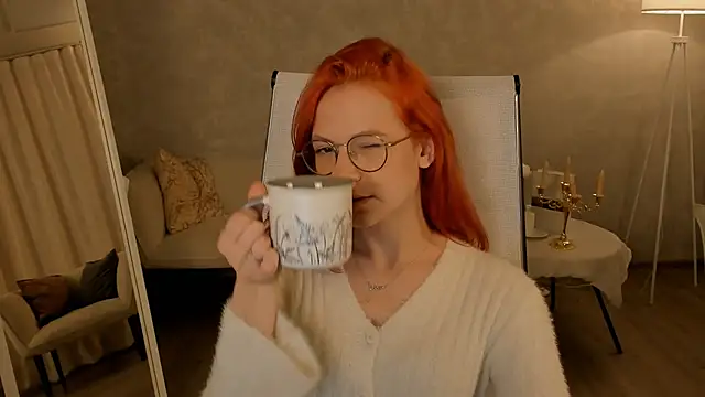 LisaAris online show from May 28, 6:28 pm