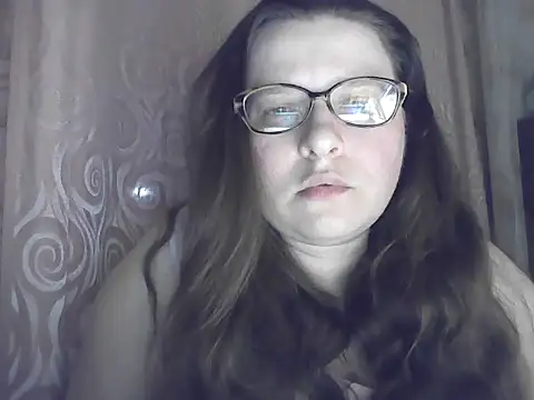 Miss Bellaaa online show from April 7, 5:15 pm