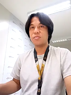 akiramoore online show from June 2, 2:12 am