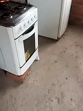 mariany    online show from April 15, 10:49 am