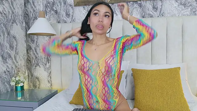 VegaSara online show from June 25, 7:37 pm