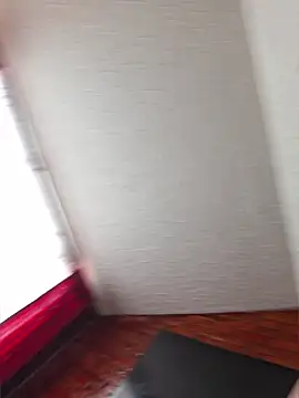 Kitty 79 online show from April 8, 7:05 pm