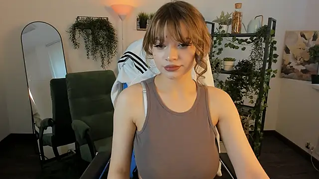 SereinaDea online show from May 6, 2:21 pm