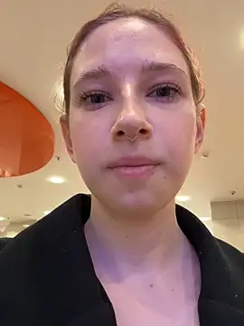 michelle lovique online show from June 1, 7:32 am