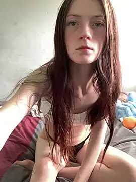 Munchkinbaby72318 online show from July 13, 9:04 pm