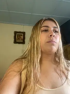  BellaSmith  online show from July 28, 3:21 pm