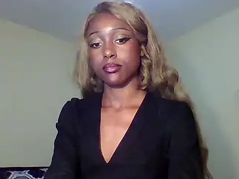 HotSkinnyLady online show from July 20, 12:24 am