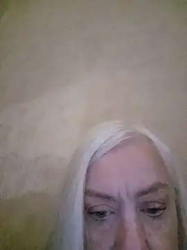 Julia20X online show from June 28, 12:23 pm