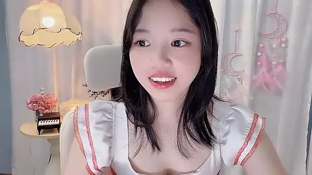 Xiaoqing00 online show from July 25, 5:03 am